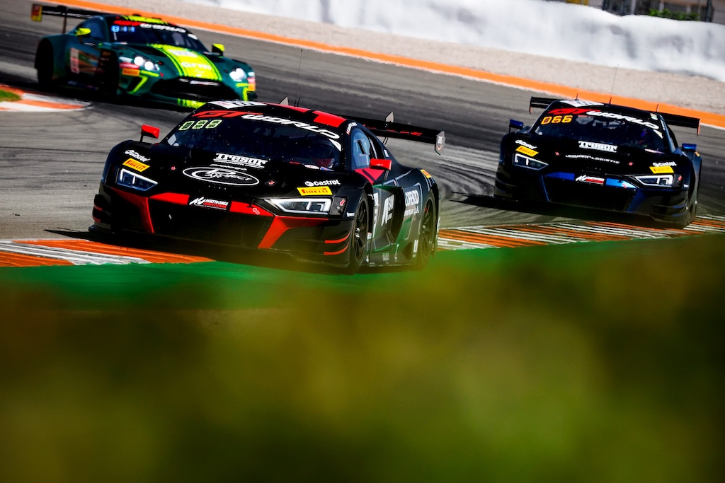 Sebastian Øgaard vil sikre mesterskabspodie i Valencia.
(Foto: SRO Motorsports Group)